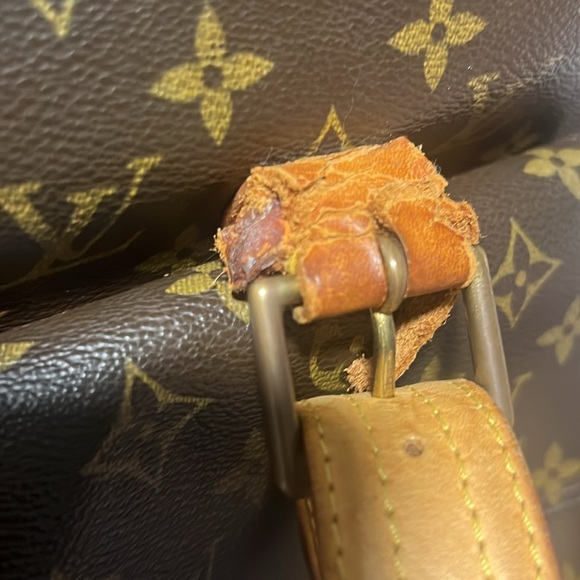 Authentic Louis Vuitton Monogram Multipli Cite Shoulder Tote Bag - Picture 3 of 16